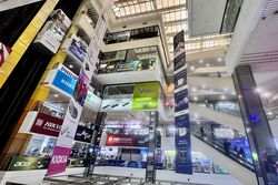 Sim Lim Square (D7), Retail #475968951